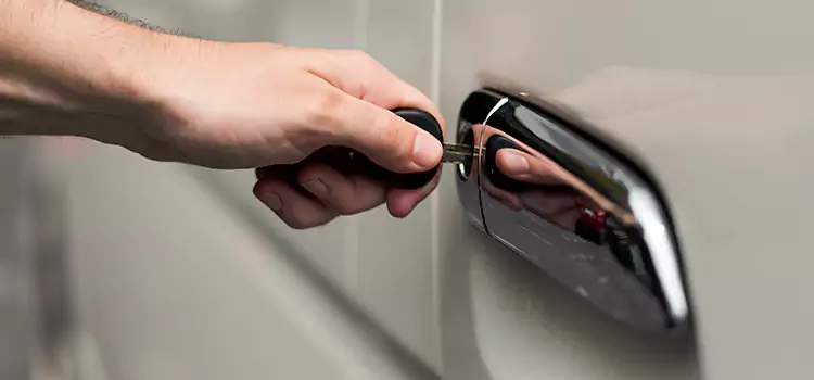 Why Choose Our Auto Locksmith Team in University, FL?